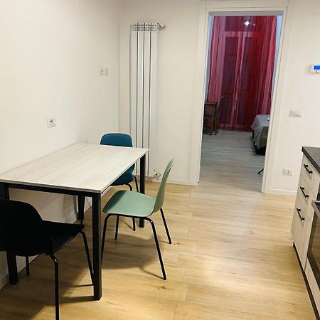 Easy Room Italy Rogoredo Milaan Buitenkant foto